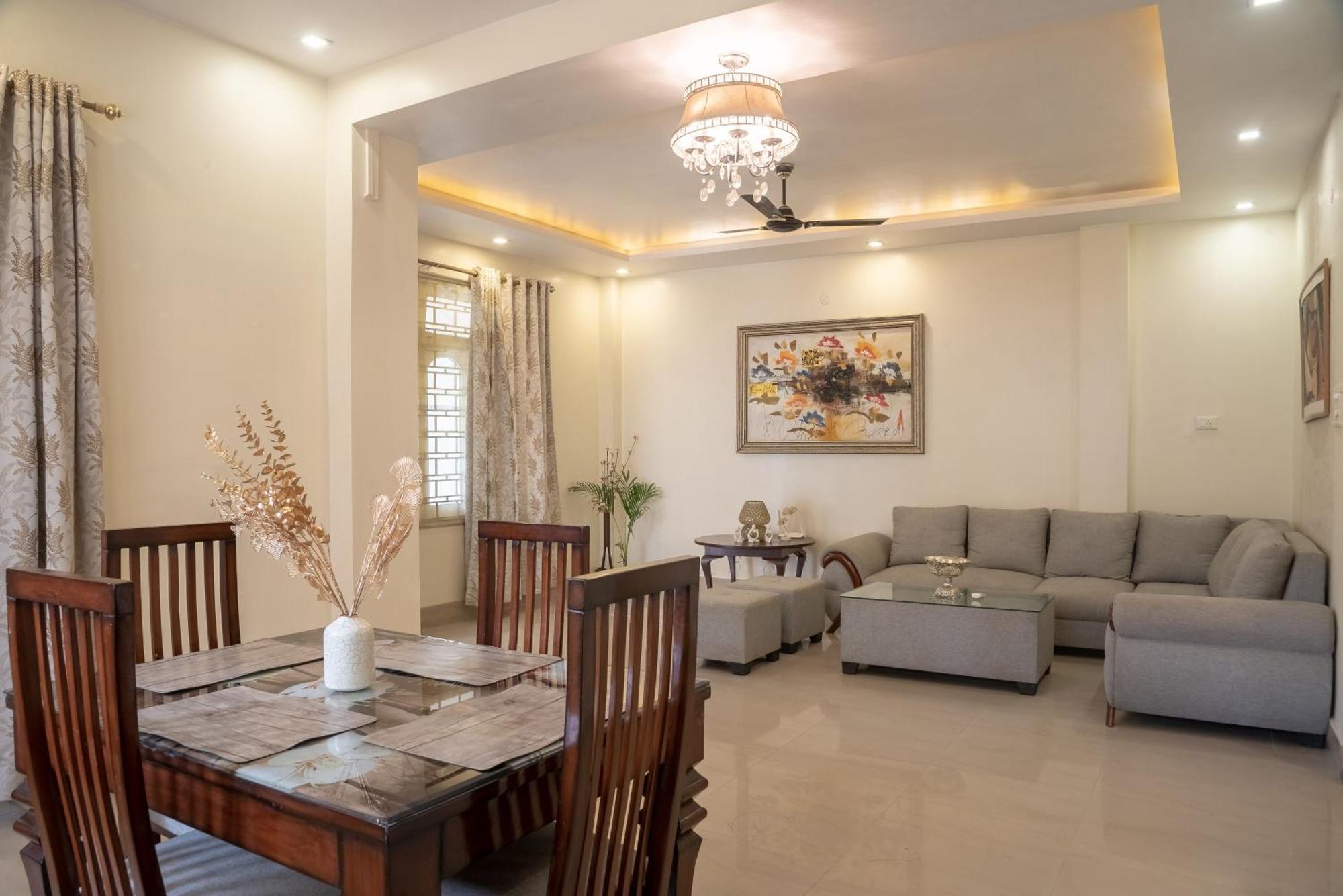 The Urban Grandeur 1 Bed & Breakfast Guwahati Eksteriør bilde