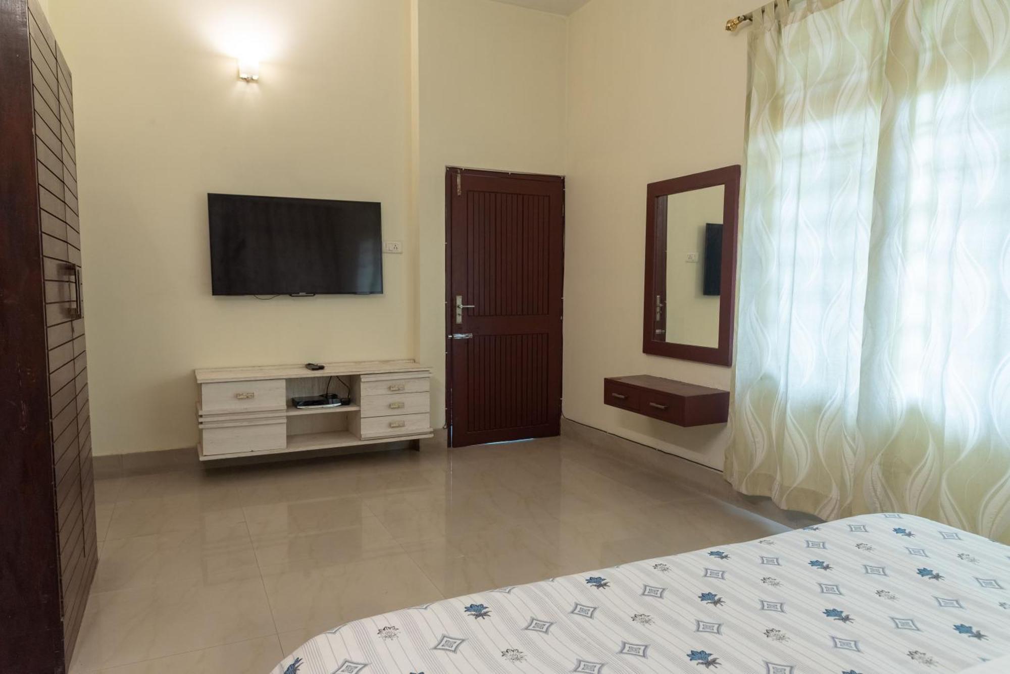 The Urban Grandeur 1 Bed & Breakfast Guwahati Eksteriør bilde