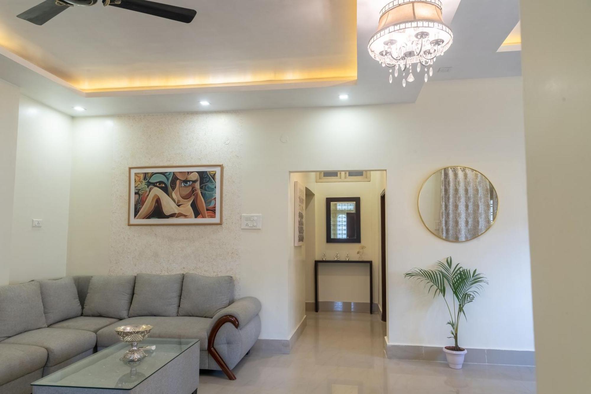The Urban Grandeur 1 Bed & Breakfast Guwahati Eksteriør bilde